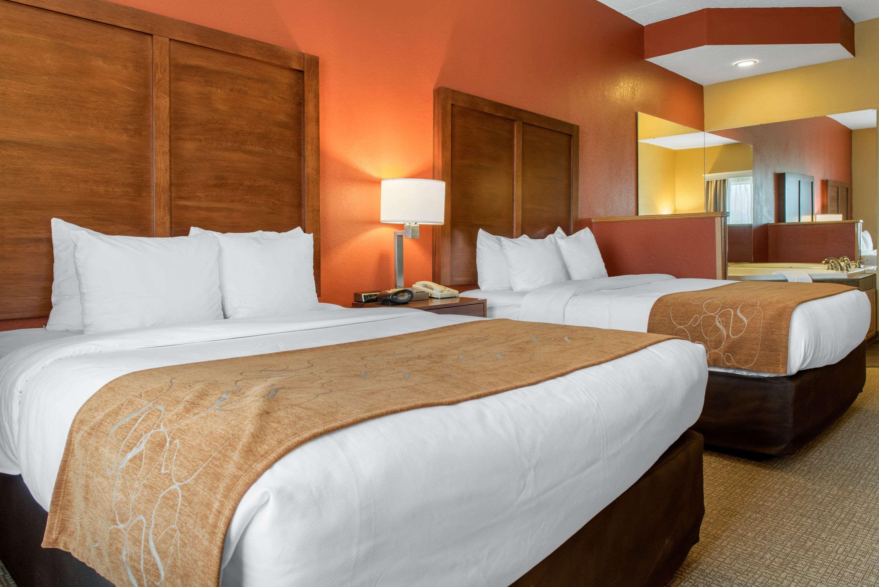 Comfort Suites Louisville Airport Экстерьер фото