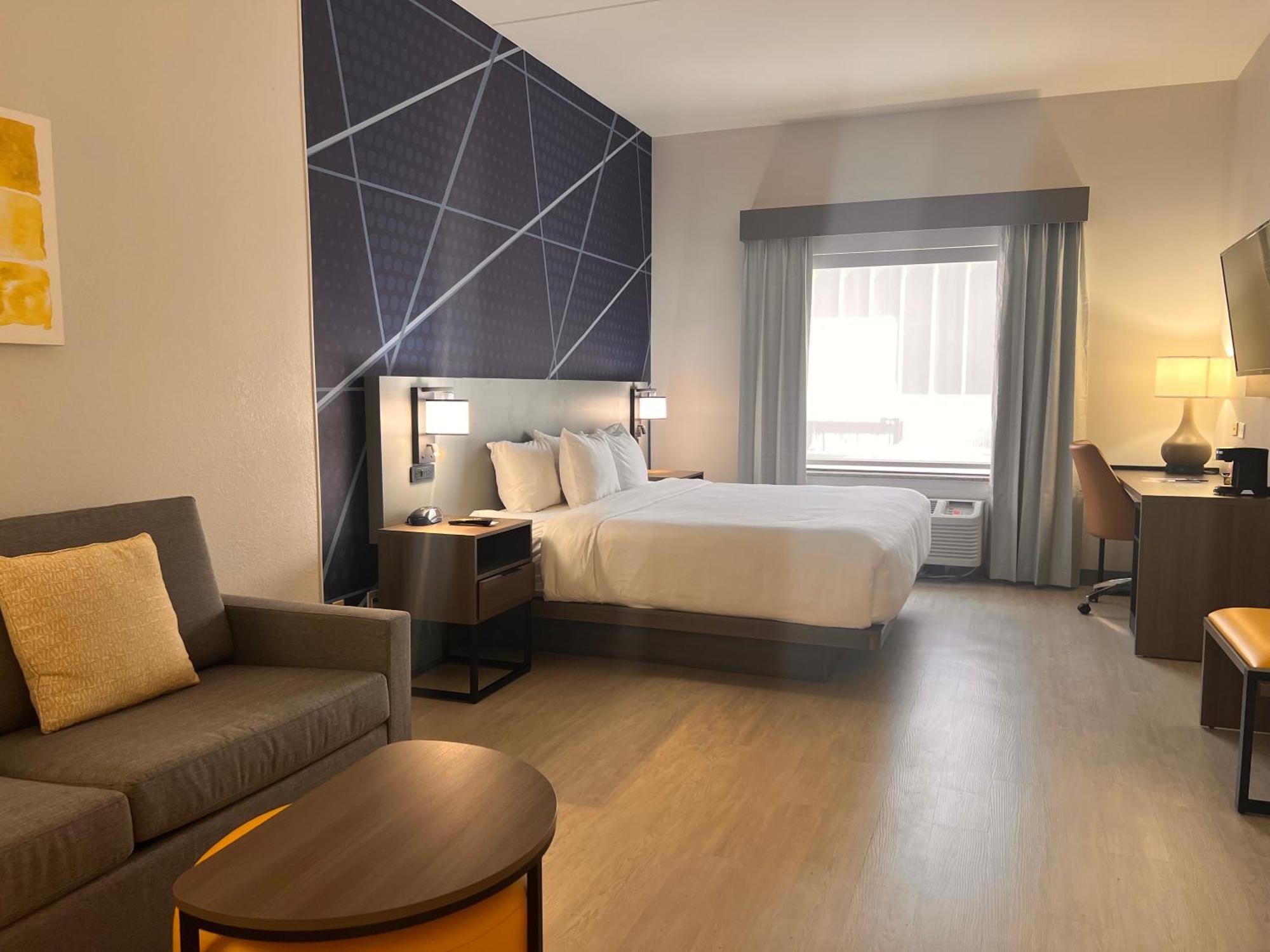 Comfort Suites Louisville Airport Экстерьер фото