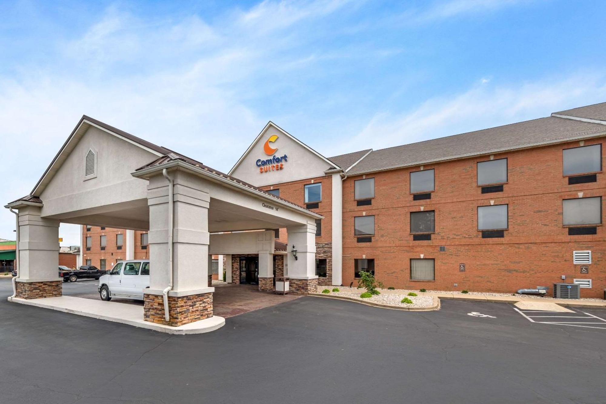 Comfort Suites Louisville Airport Экстерьер фото